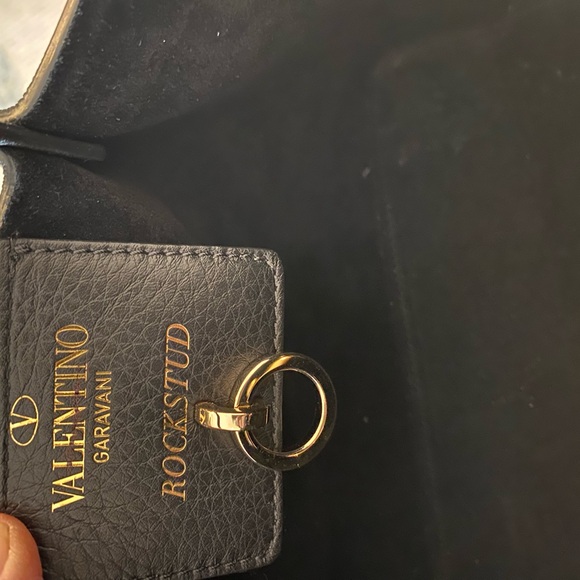 Valentino Garavani Small Rockstud Leather black Tote. - Picture 9 of 16